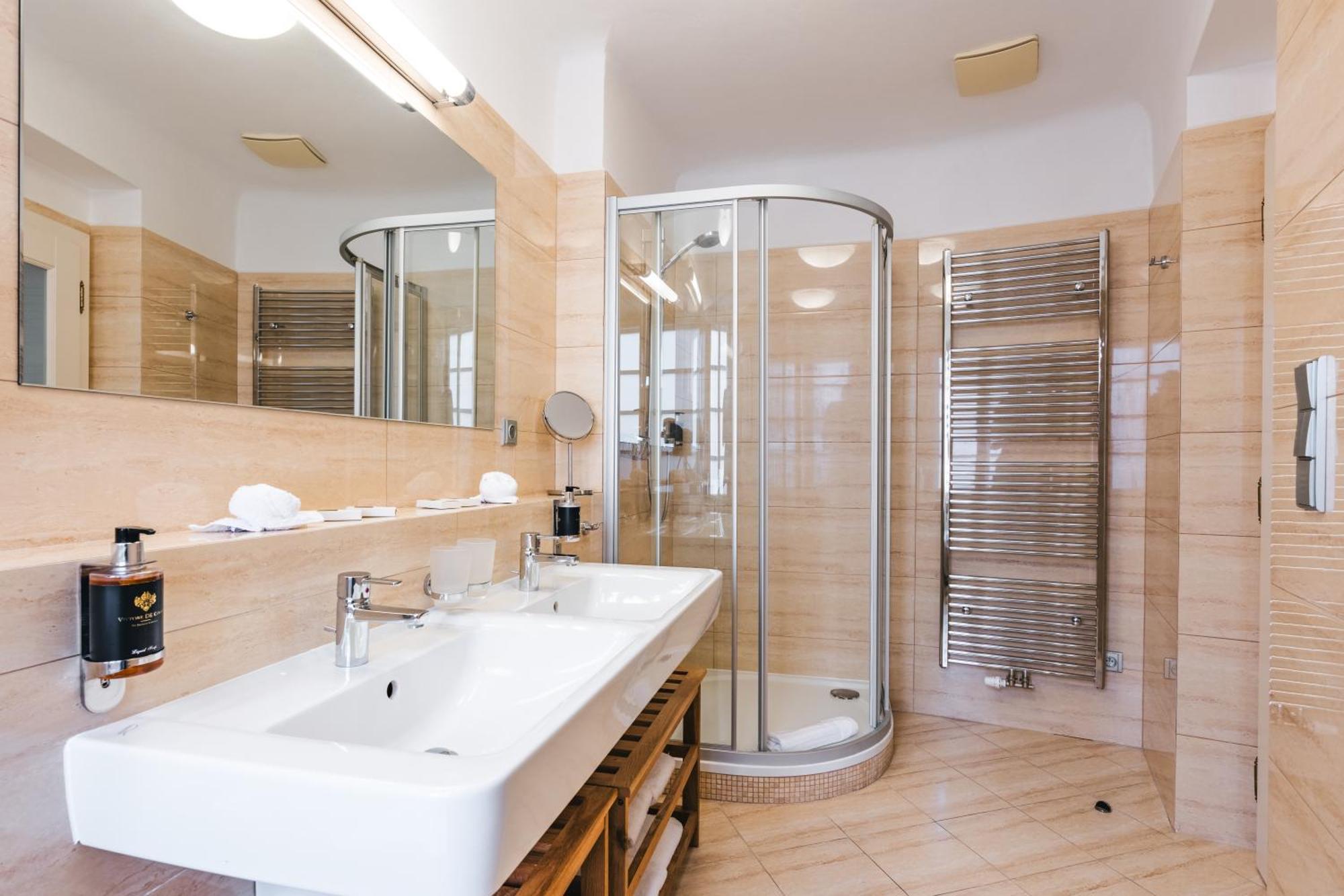 Hotel Latran Cesky Krumlov Ngoại thất bức ảnh